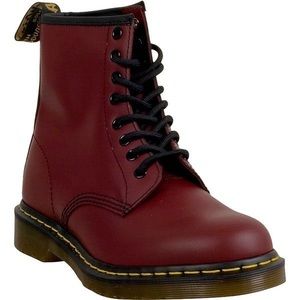 Dr Marten 8 hole boots